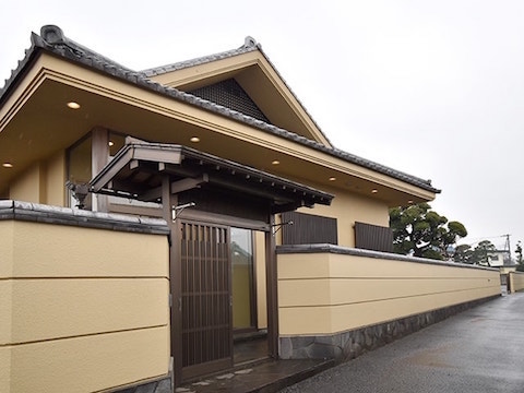 割烹・鮎川（片桐葬祭）