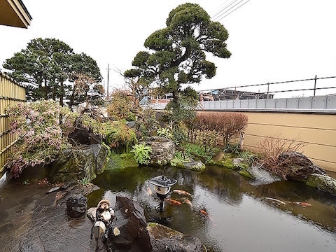 割烹・鮎川（片桐葬祭）